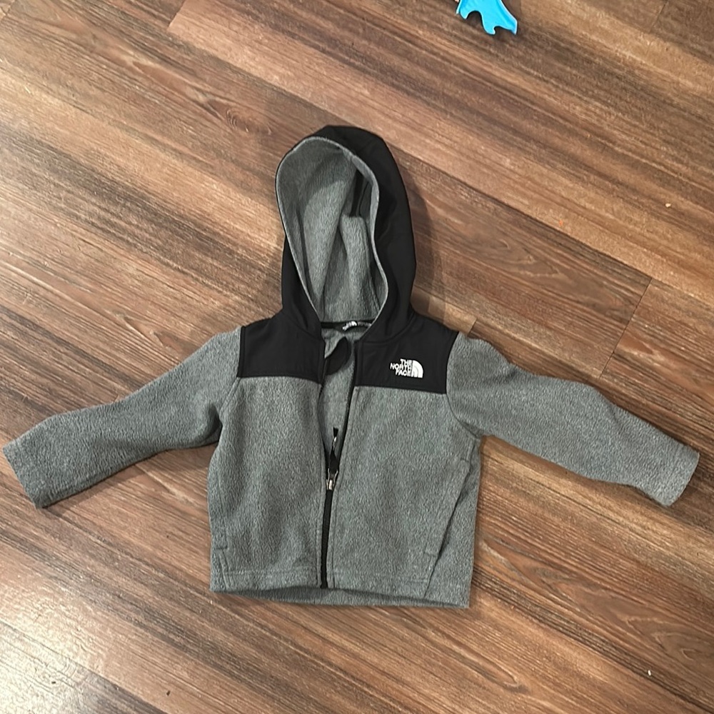 The North Face Gray Sweatshirt Versatile Fleece Hoodie
